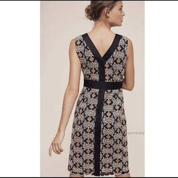 Elegant Anthropologie cutwork column Patterned Dress - Picture 2 of 7